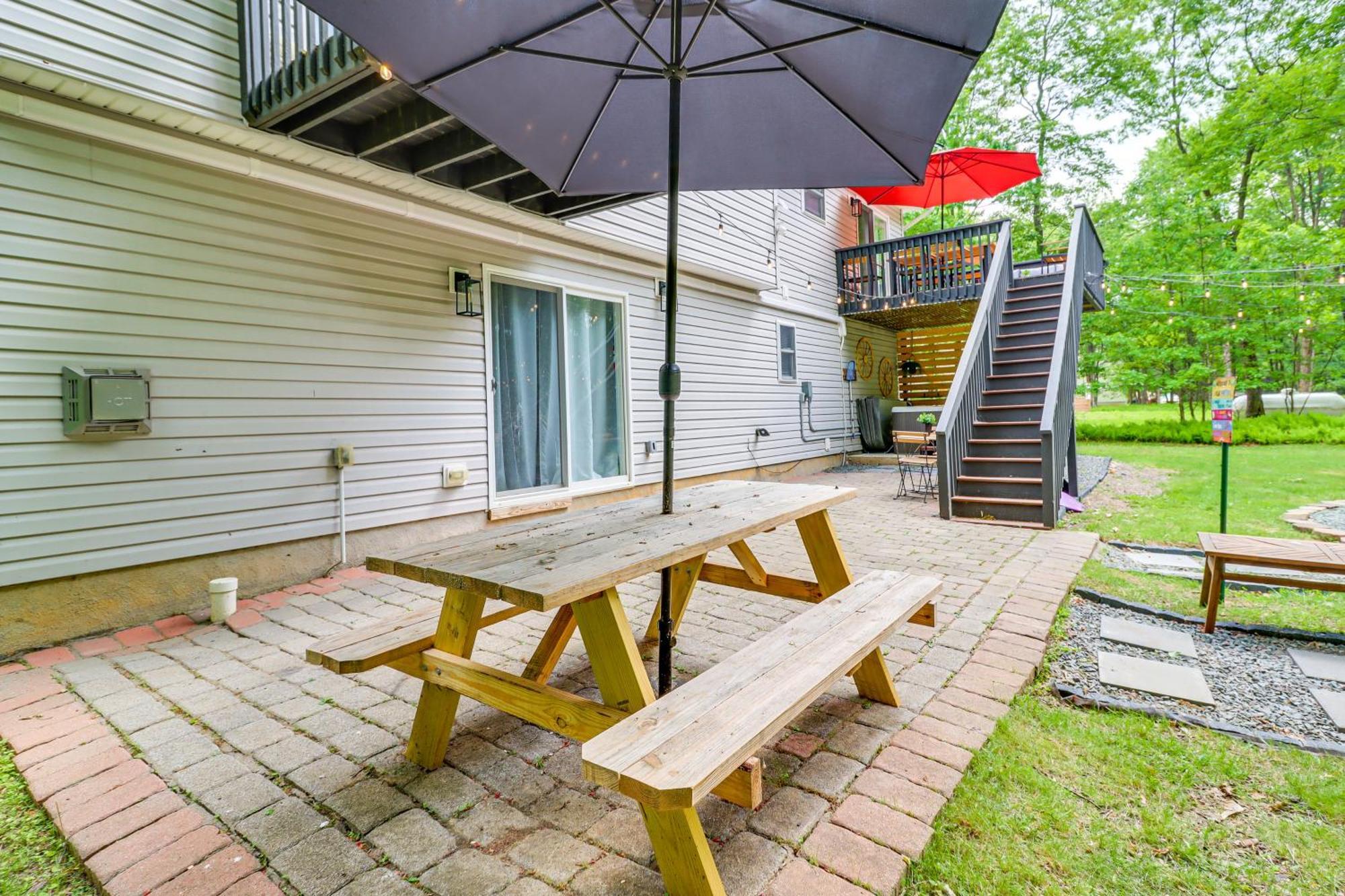 Spacious With Hot Tub And Fire Pit! * Long Pond